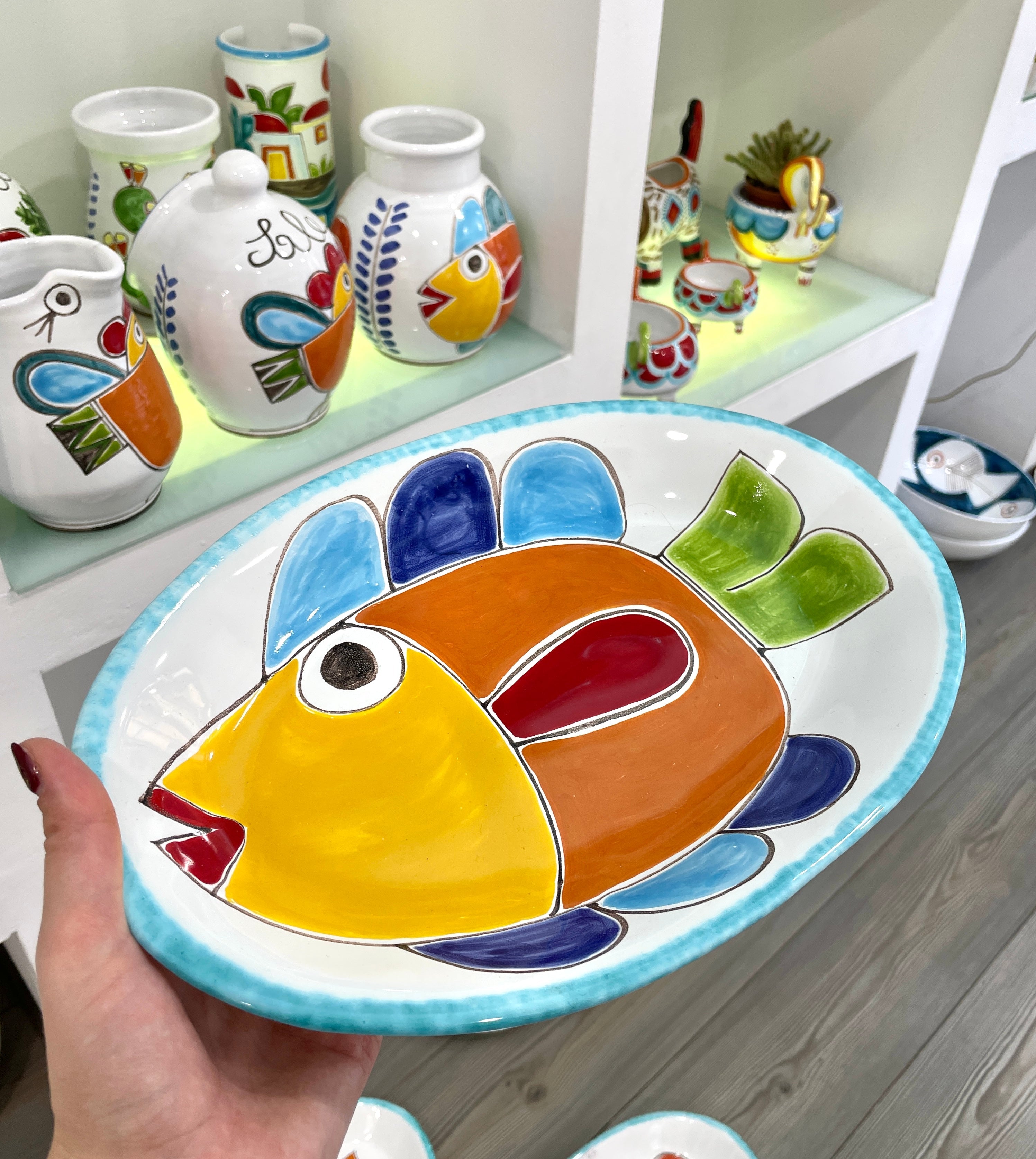 Oval Plate with Green Fish Border